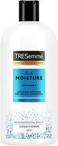 TRESemmé Moisture Rich Conditioner with Vitamin E - 900 ml