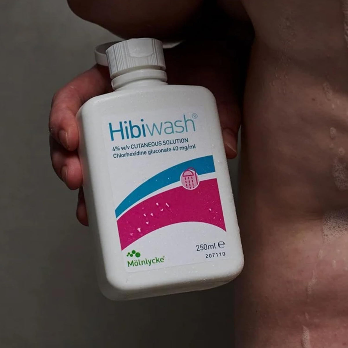 Hibiwash 4% Chlorhexidine Gluconate Cutaneous Solution, bottle packaging, no flavour, 250ml, external skin use